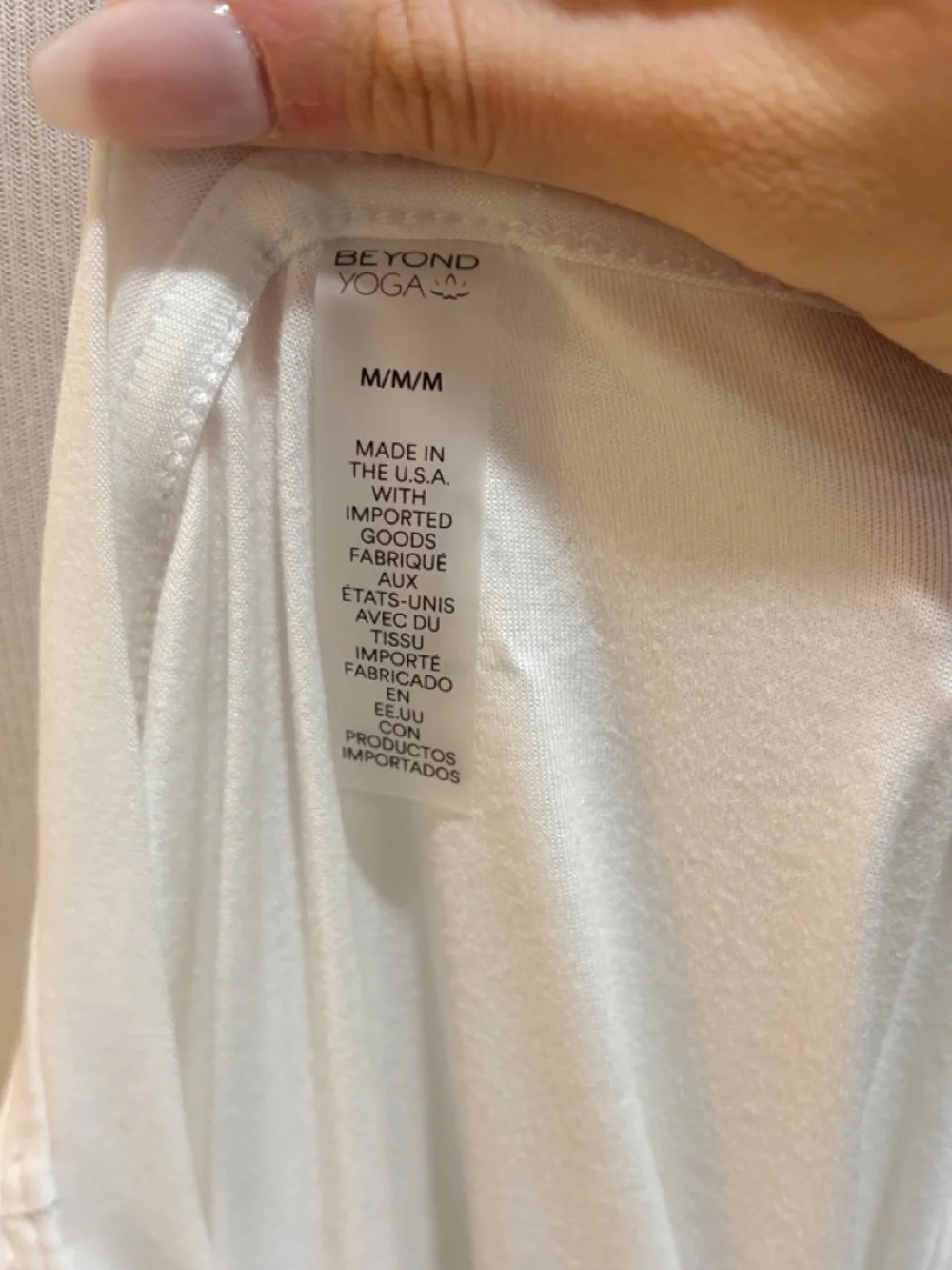 NWT Beyond Yoga Featherweight On The Down Low Tee White Size M - Picture 11 of 11